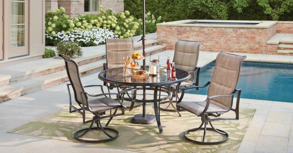 Hampton Baby Statesman Patio Set by a pool