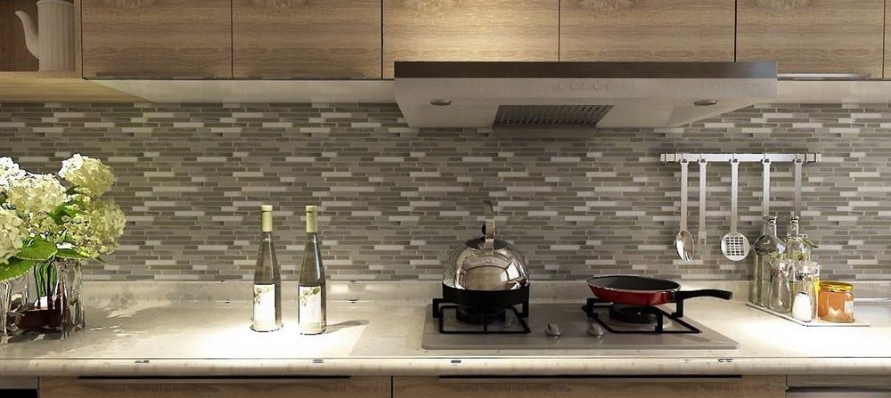 kitchen with backsplash