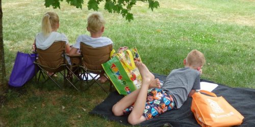 Entertain Kids on the Go With Screen-Free Busy Bags (I’m Sharing My Fave Activity Products, Too!)