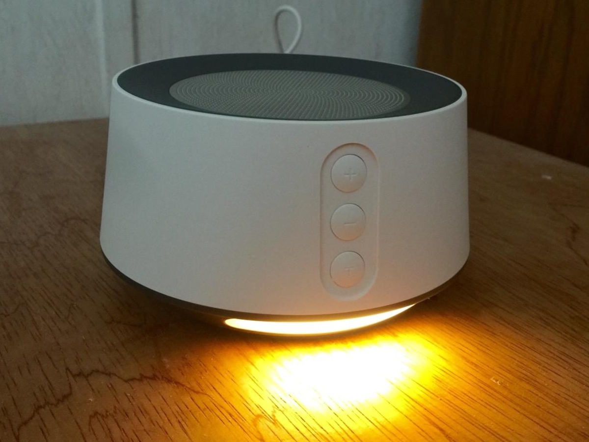 white noise machine with night light