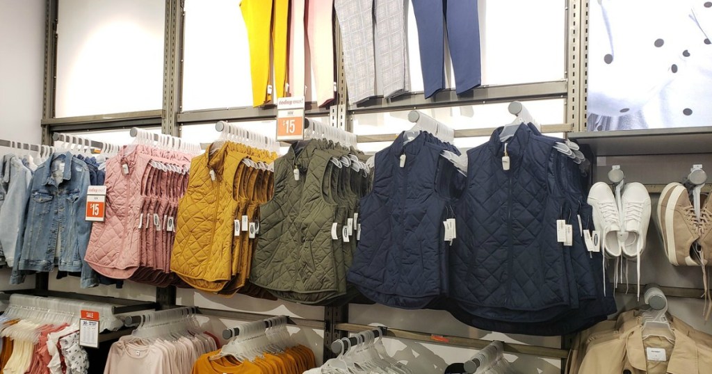 Old Navy women's puffer vests