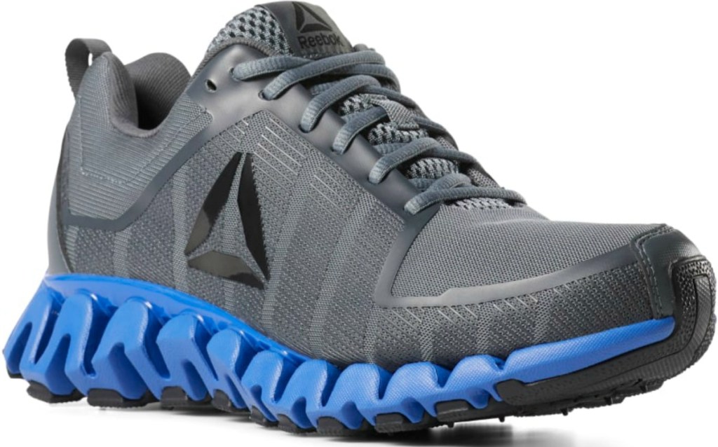 Reebok Men's Shoes in dark gray with blue soles