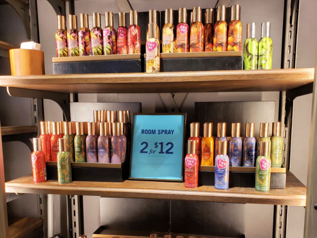 bath & body works room spray display