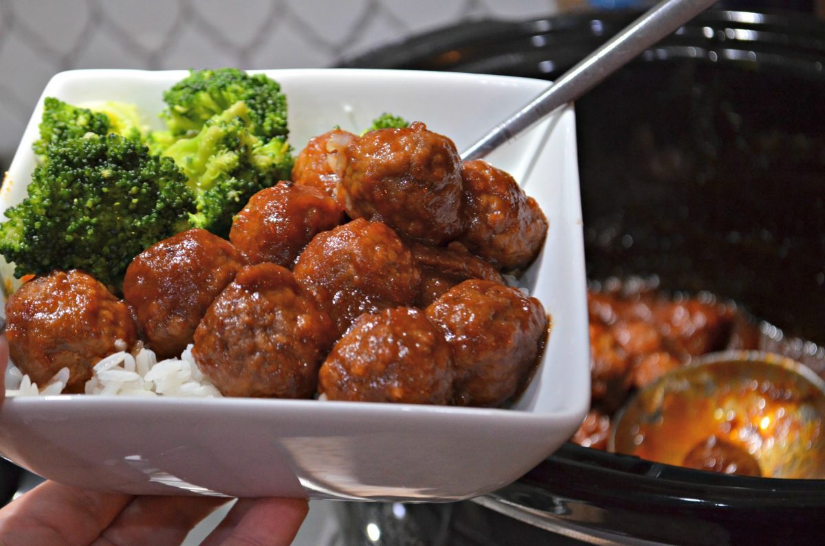 bowl with slow cooker cranberry meatballs and broccoli 