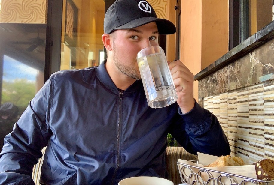 stetson drinking glass mug of water