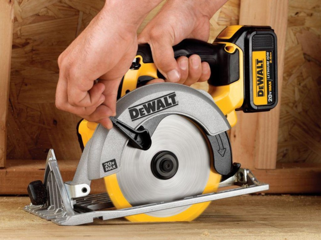 DeWalt Circular Saw 