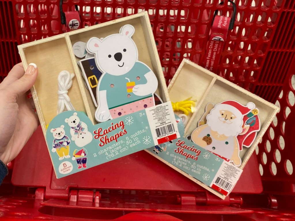 Lacing shapes sets of Santa & Bear