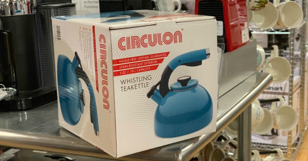 Circulon tea Kettle in teal 