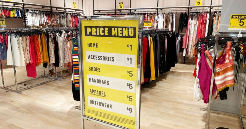 Forever 21 Clearance Sign