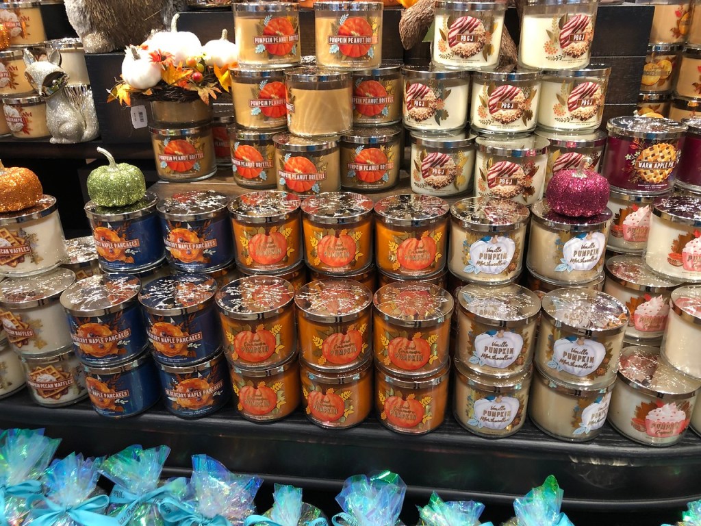 Bath & Body Works 2019 Fall Candles on display