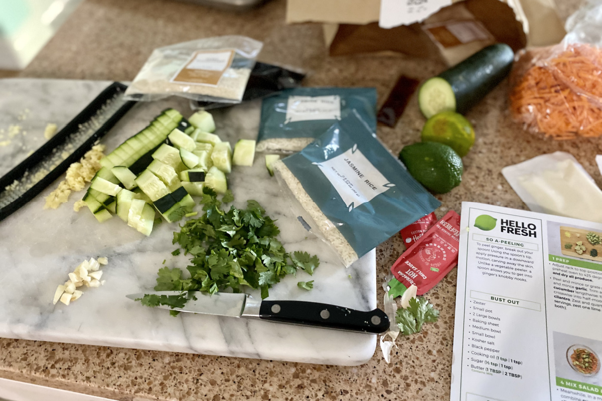 hello fresh box of ingredients