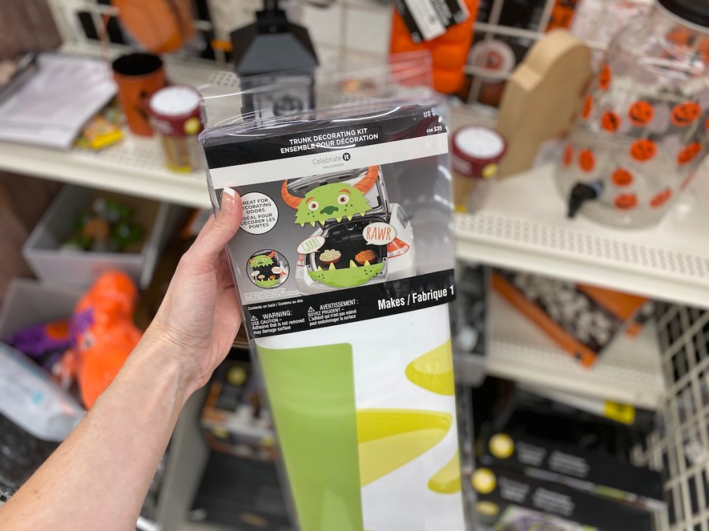 trunk decorating kit