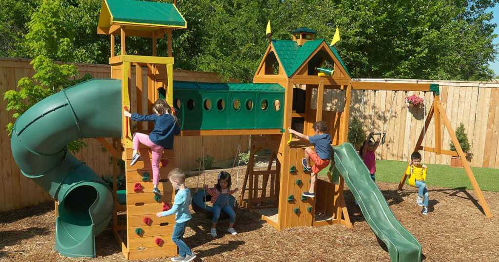 KidKraft Mockingbird View Swing Set & Activity Center