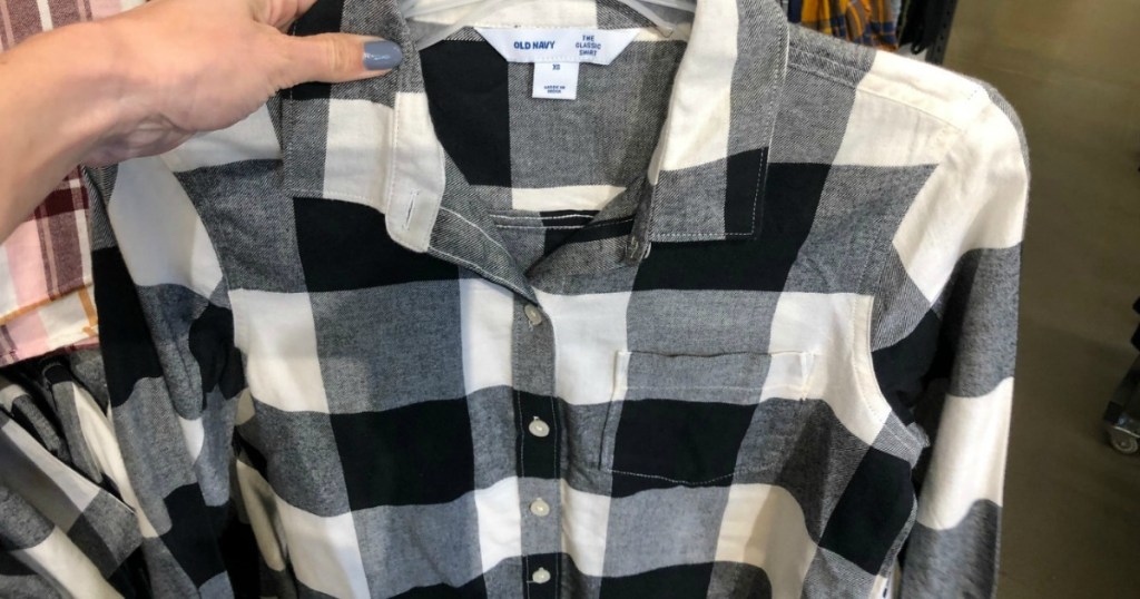 Old Navy Flannel Shirt in black and white