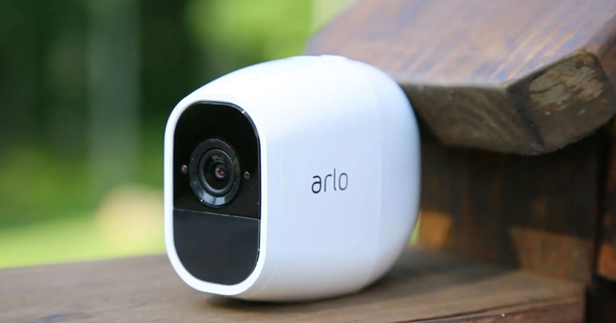 Arlo Pro 2 Indoor/Outdoor Wireless HD 3-Camera Security System