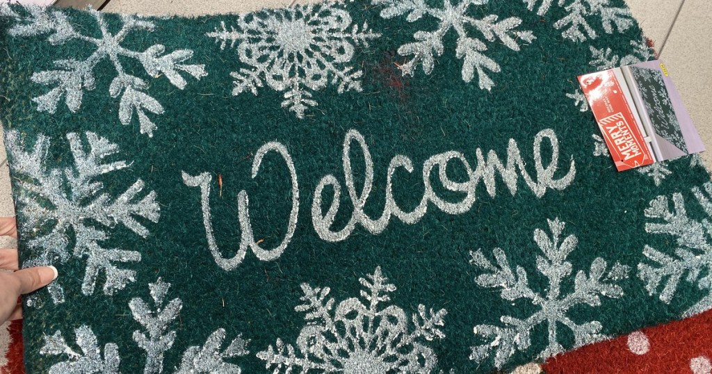 Green coir welcome mat with snowflakes