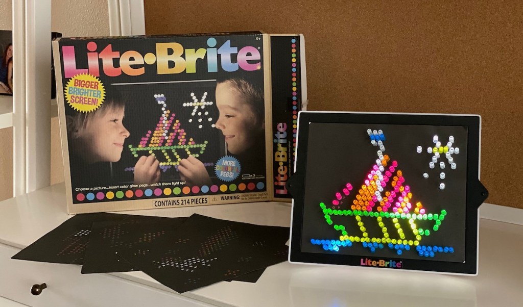 lite brite toy with sailboat lights 