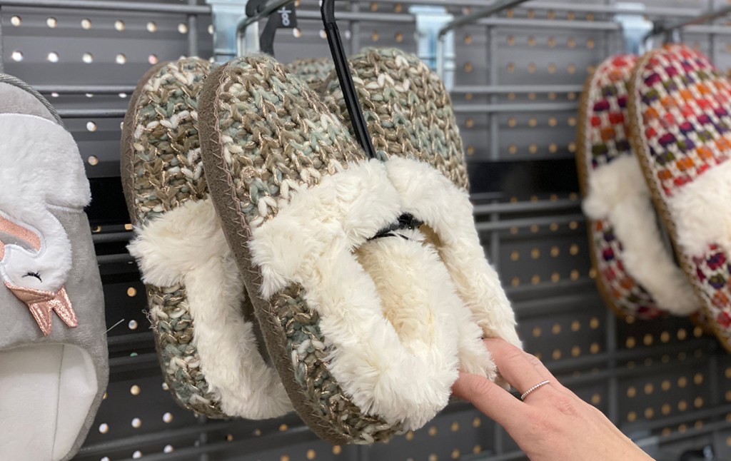 Knitted faux fur lines slippers from Walmart