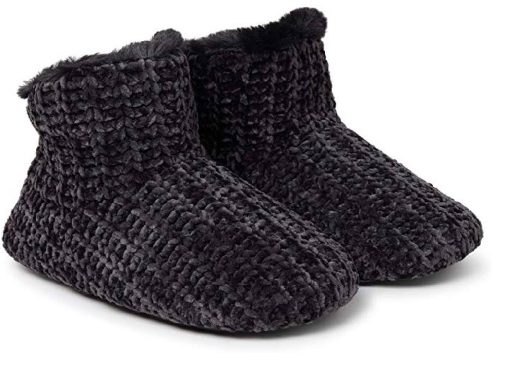 black Dearfoams Women's Chenille Bootie Slipper