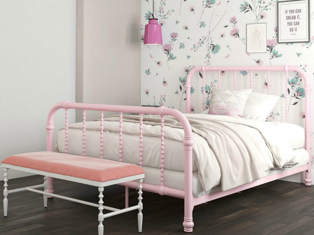 Full-Size Robyn Slat Bed in pink