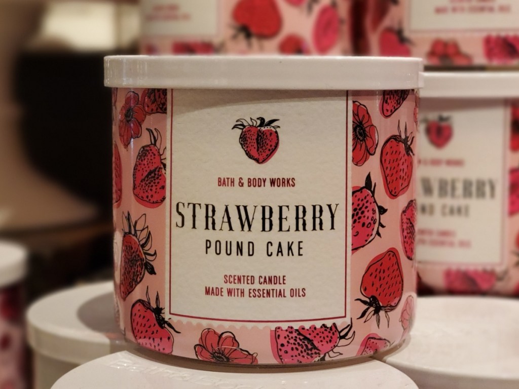 Strawberry Pound Cake Candle at Bath and Body Works