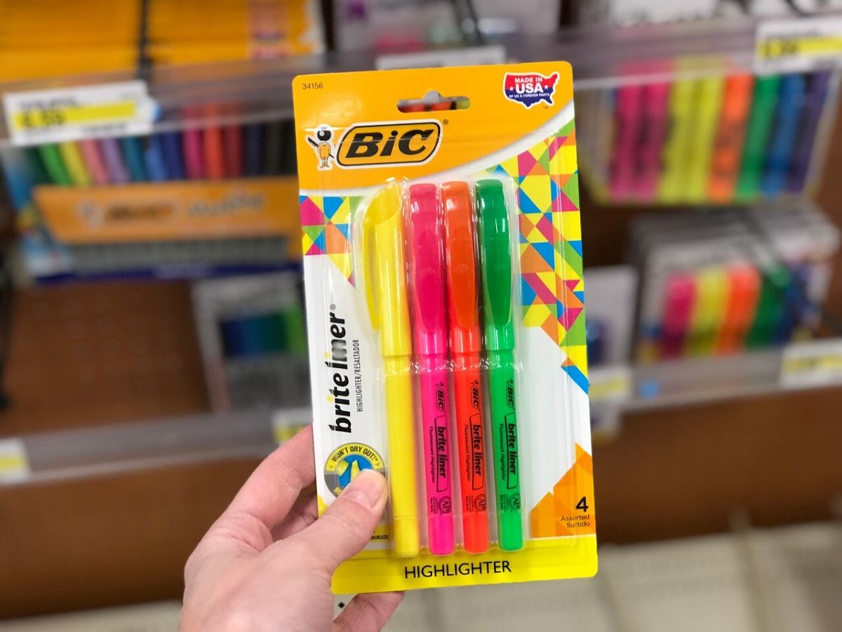 hand holding package of slim highlighters