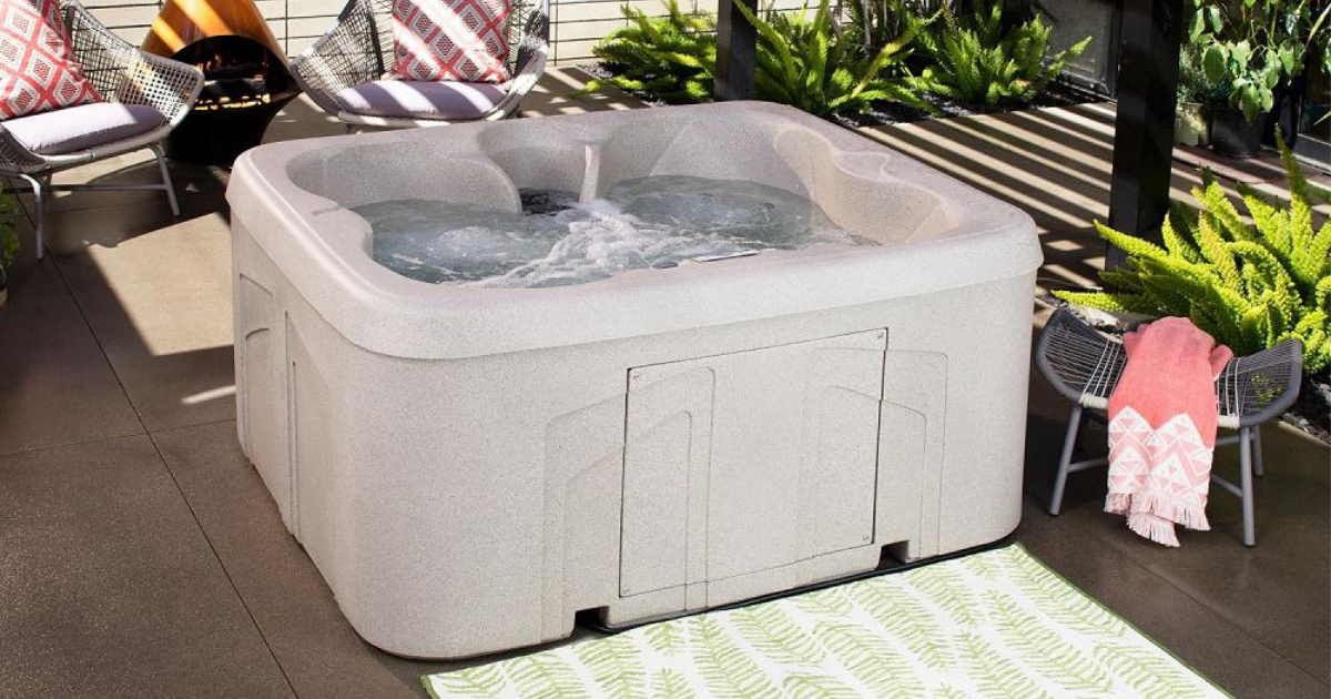 Jacuzzi spa on back porch