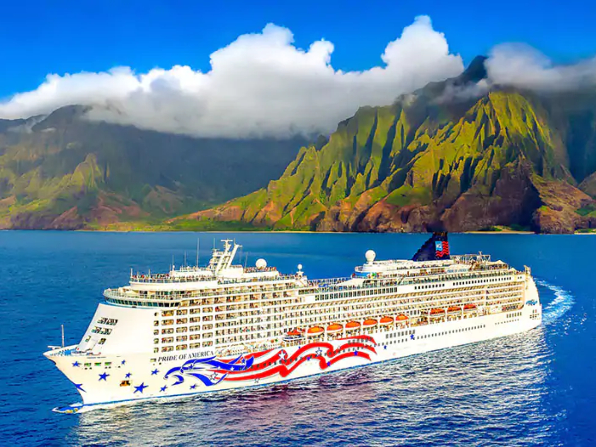 cruise ship near Hawaiian Island