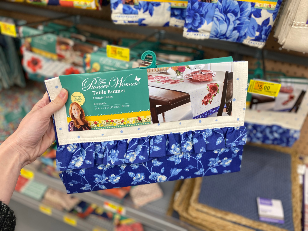 pioneer woman table runner