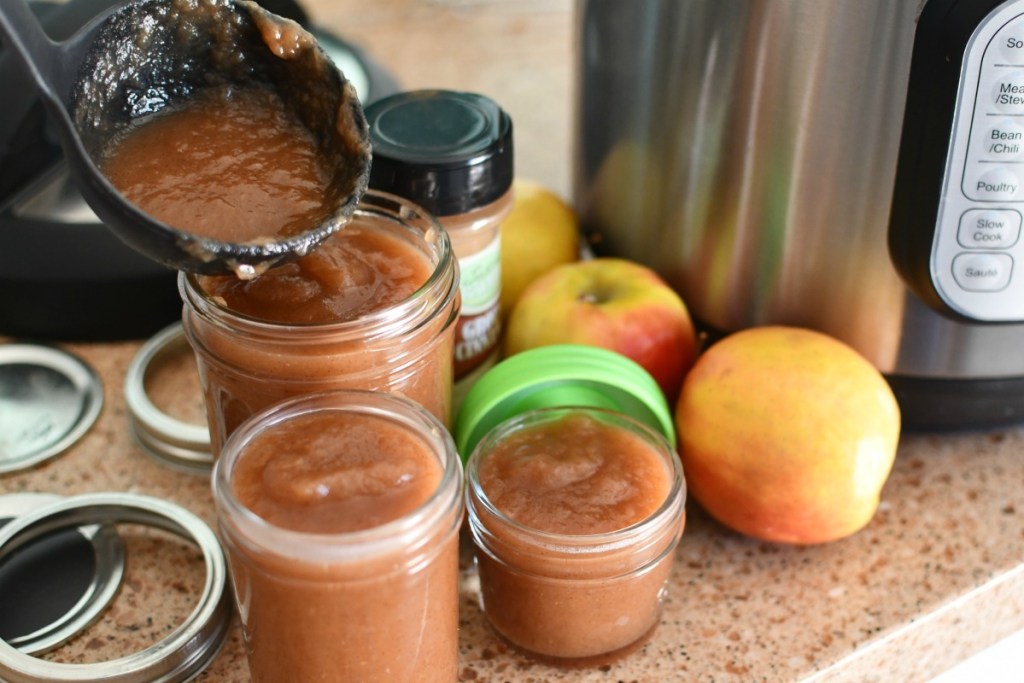 jars of homemade applesauce