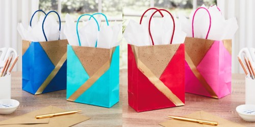 How to Score a FREE Hallmark Gift Bag + FREE Shipping