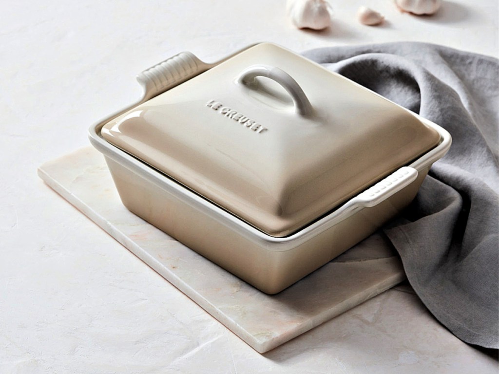 Le Creuset 2.5-Quart Covered Casserole on table