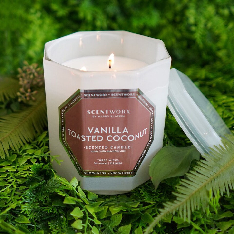 Scentworx Toasted Vanilla Candle in greenery