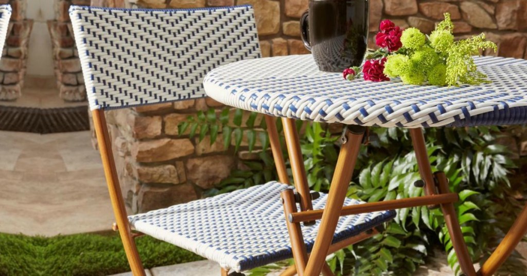 patio table in blue and white