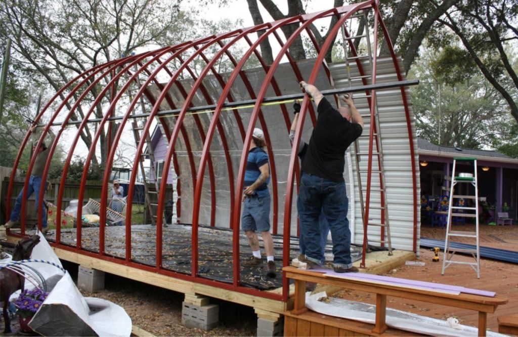 DIY cabin kit people building