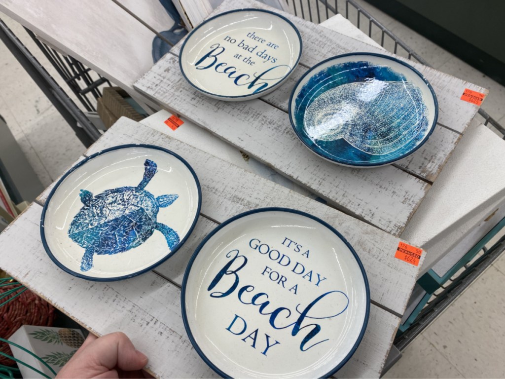 two beach plate sets in store