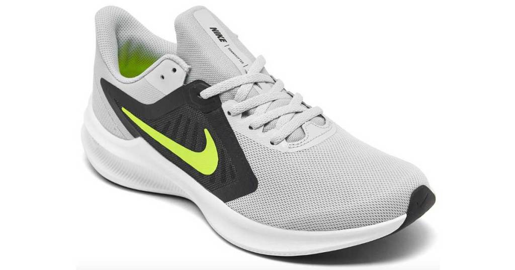 nike gray and yellow running shoes