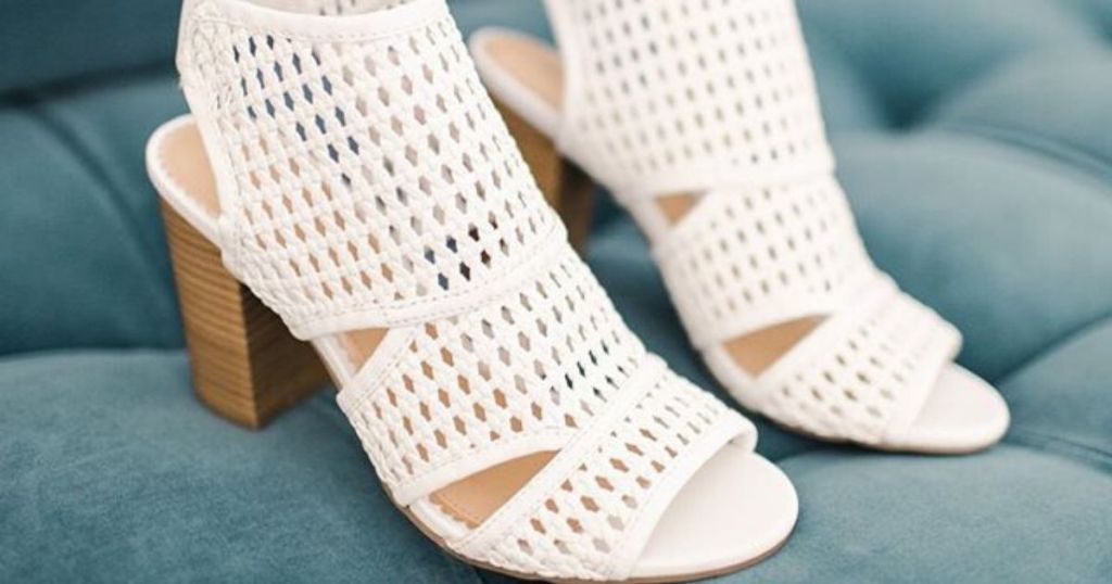 women's woven sandals