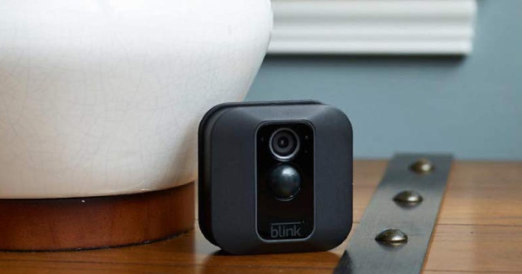 blink security camera on desk