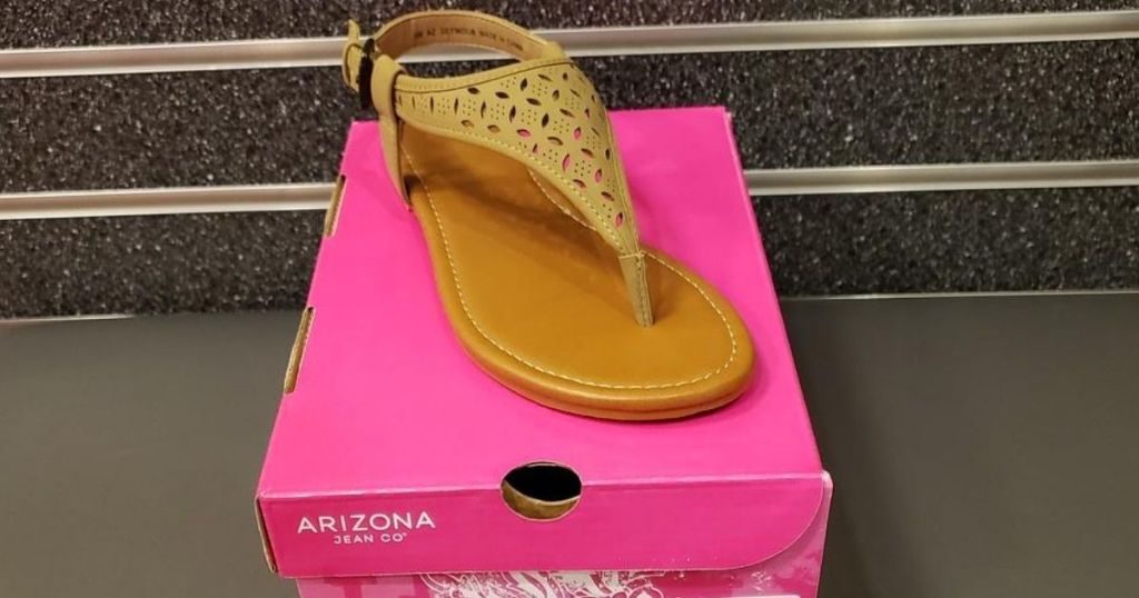 Arizona Women's Sandals on shoebox