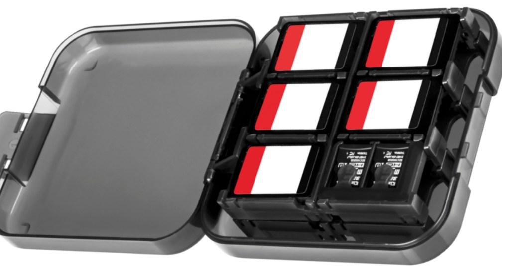 nintendo switch case holding game cartridges