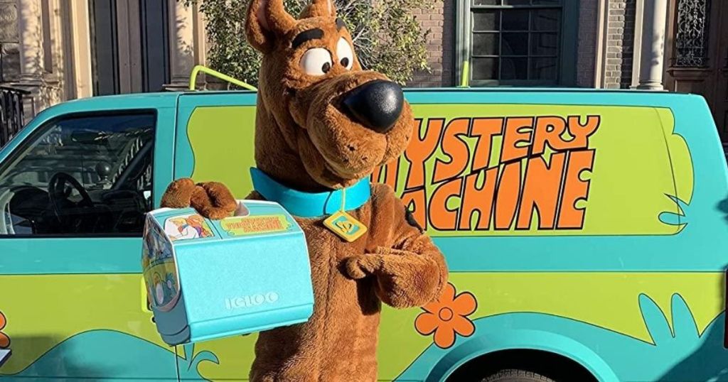 Scooby Doo holding a cooler