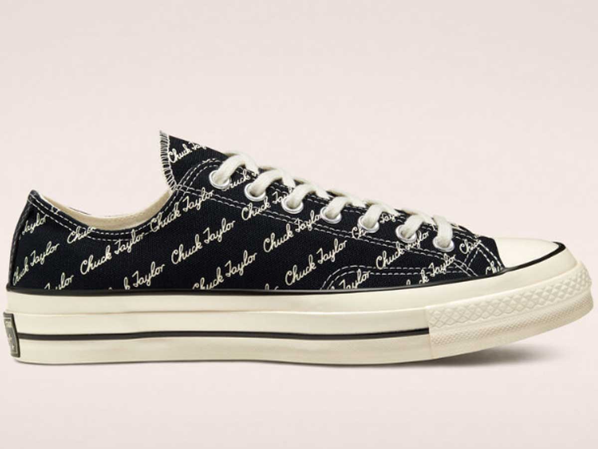 chuck taylor low rise shoes