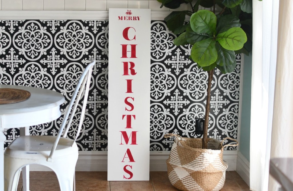 merry christmas porch sign with stencils