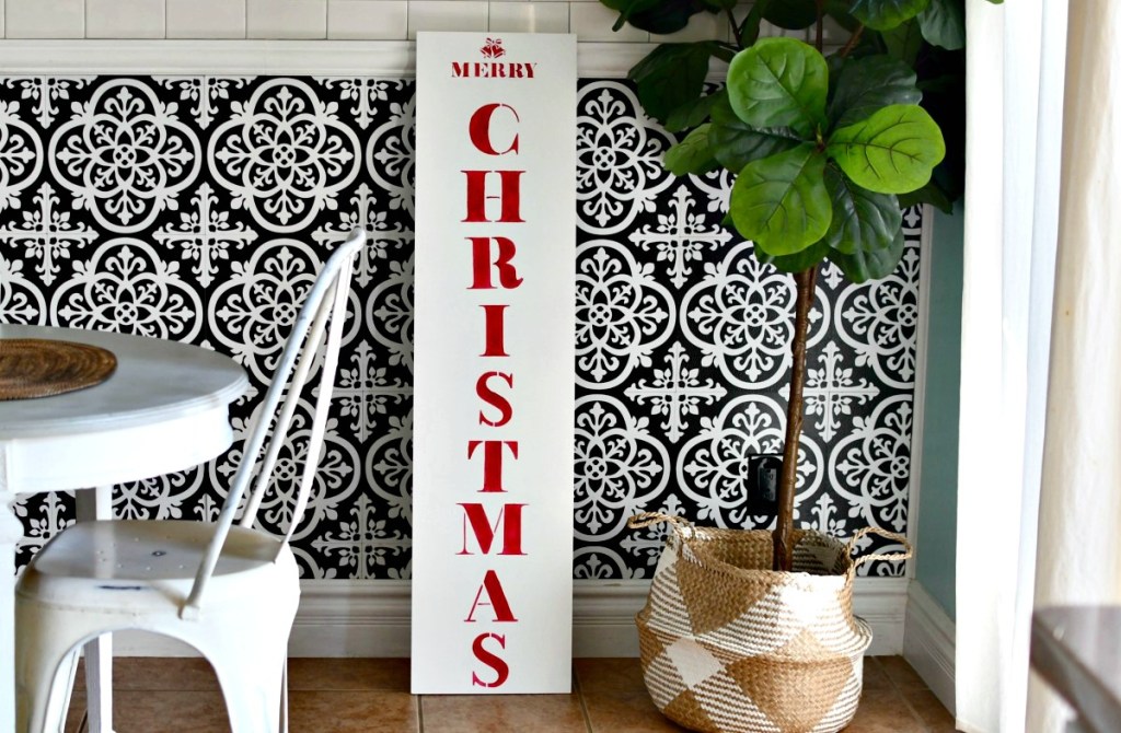 merry christmas porch sign with stencils