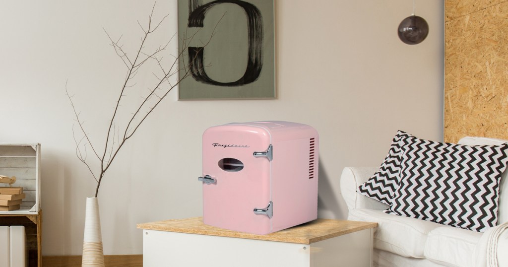 Frigidaire Portable Retro Extra Large 9-Can Mini Fridge