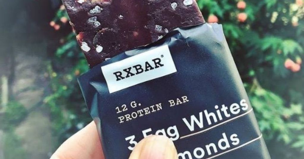 blueberry RXBAR in hand