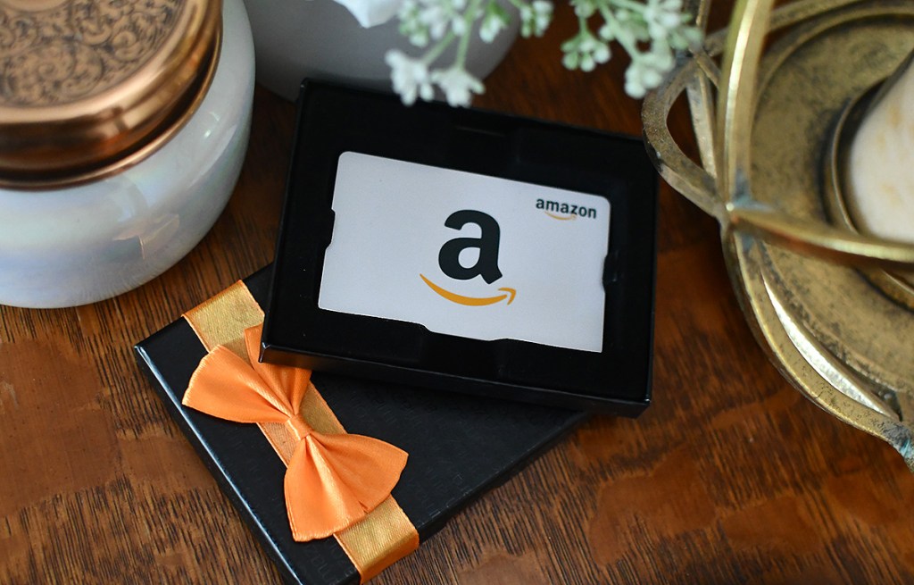 amazon holiday gift card