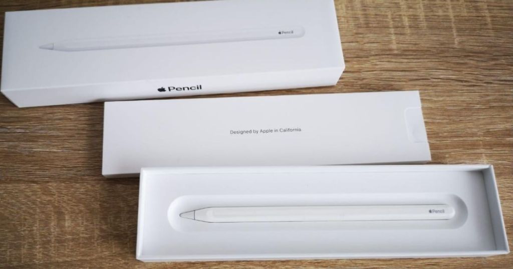 Apple Pencil and box