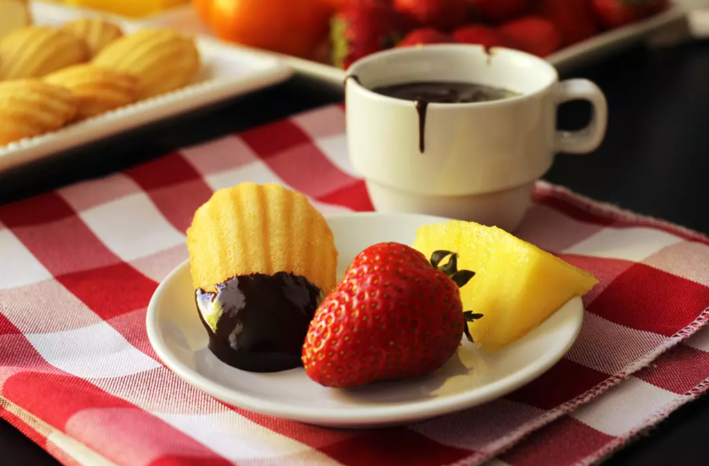 Chocolate Fondue Recipe, one of the 2-ingredient Crock Pot Recipes by GoodCheapEats